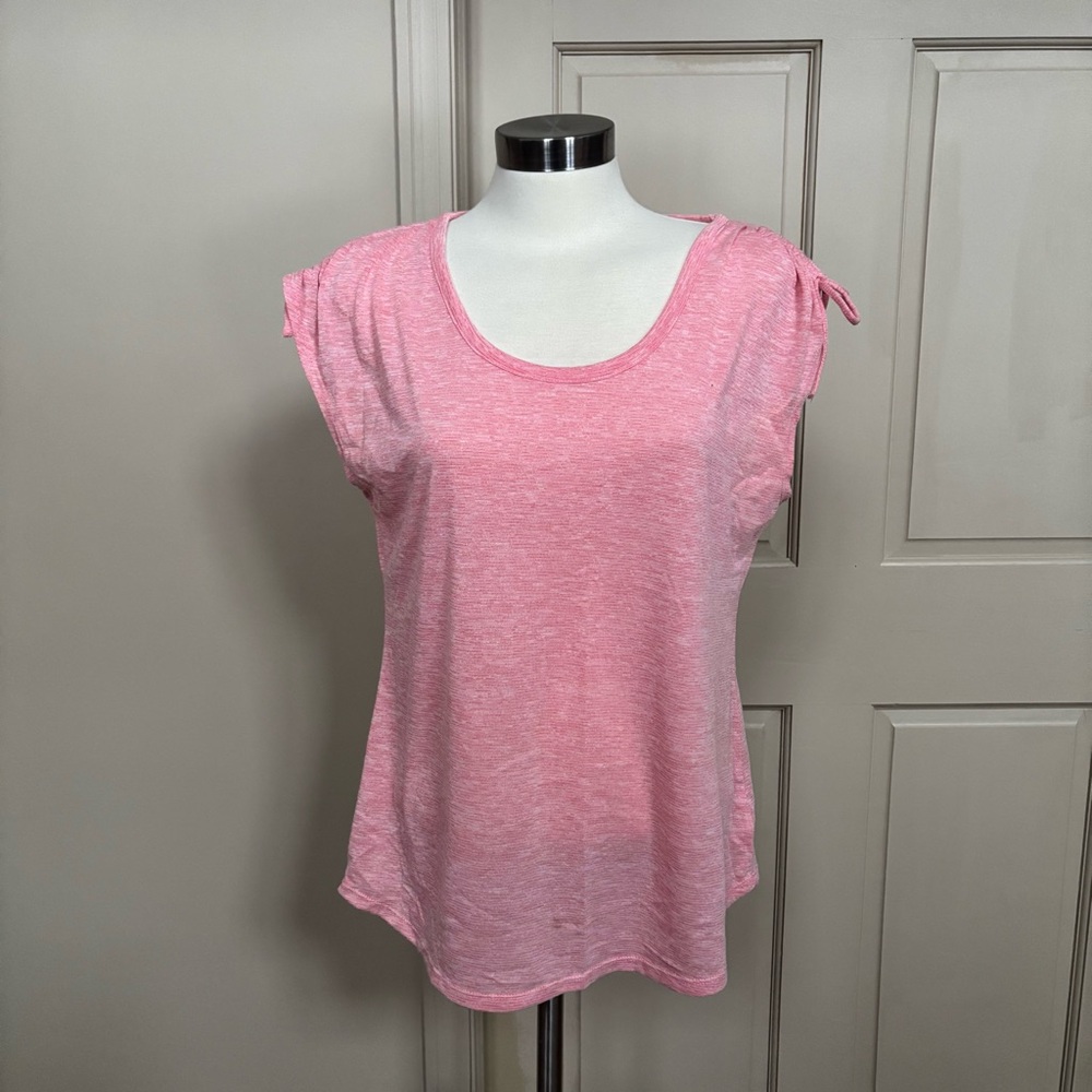 EUC Columbia Salmon Pink Women’s Cap Sleeve Medium Shirt